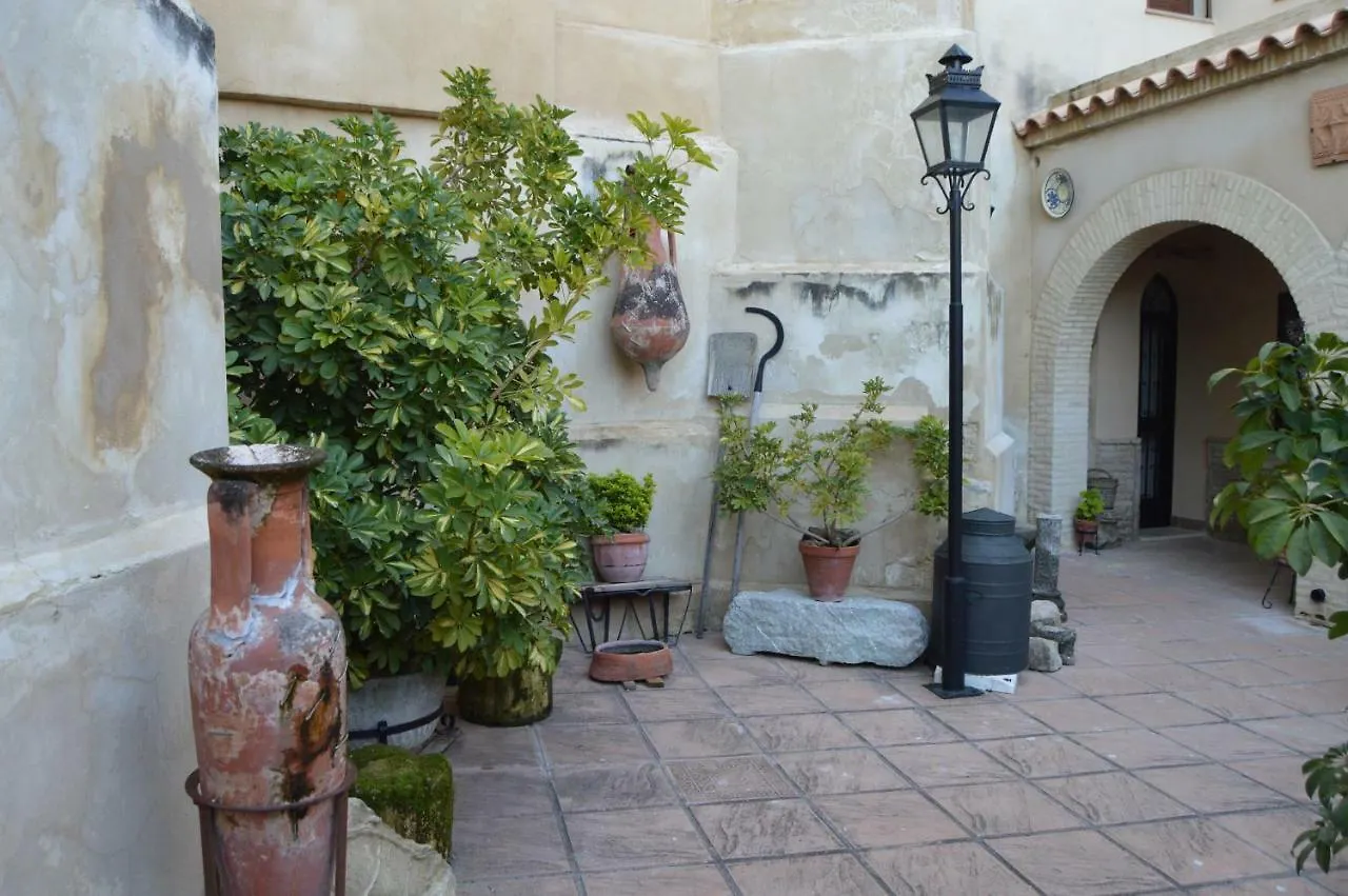 Alojamiento Con Encanto Montemayor Spain
